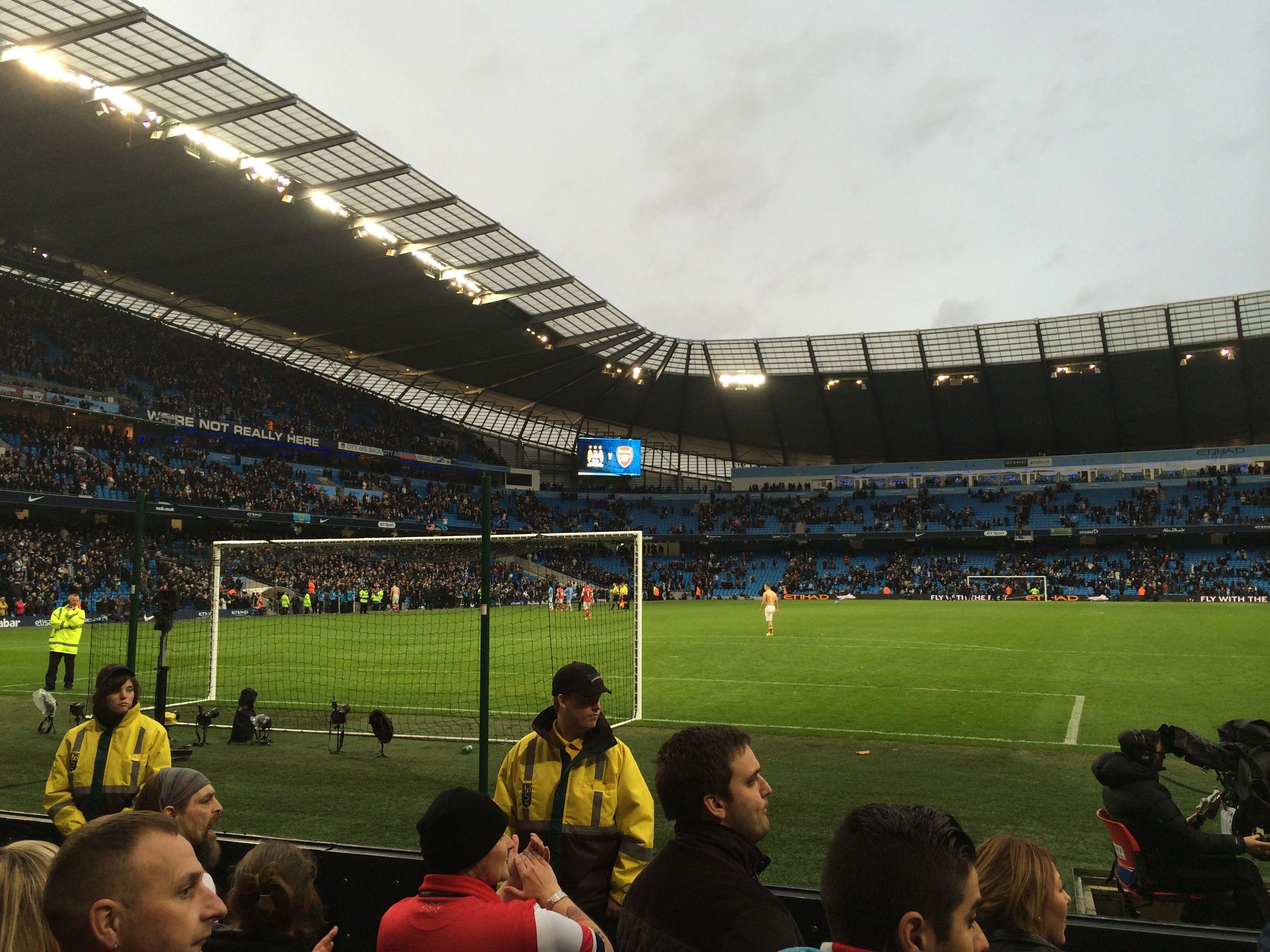 事件极为相 事件极为相