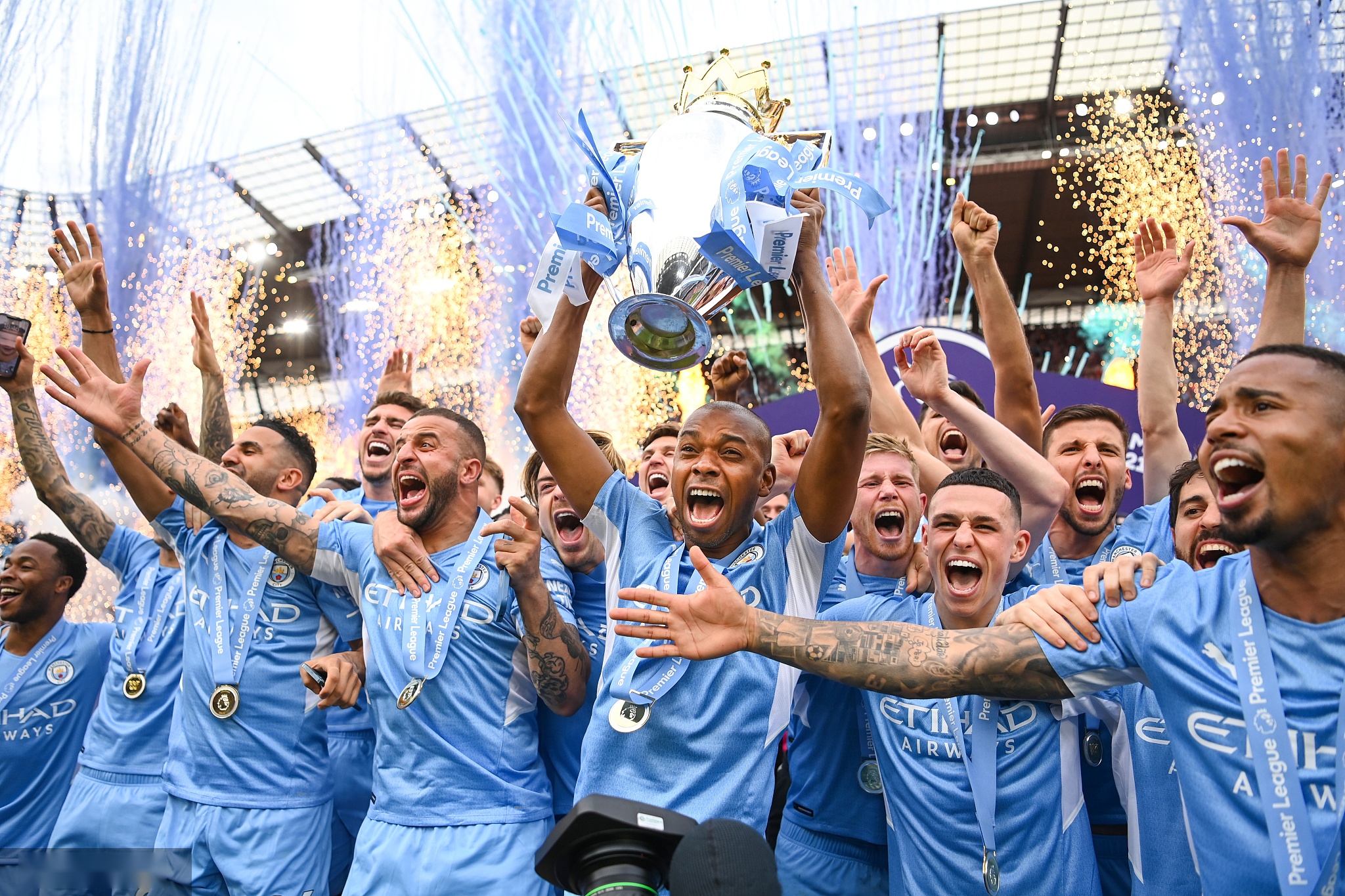 以其出色的 以其出色的